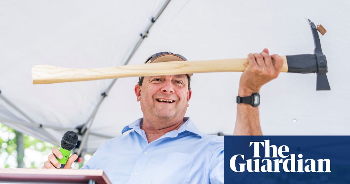 A progressive lumberjack has fewer than 100 days to turn Maine’s Senate seat blue. Can he do it?