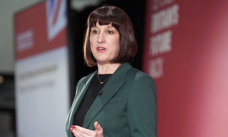 The shadow chancellor, Rachel Reeves, says Labour would not reinstate a cap on bankers' bonuses to ensure stability for businesses