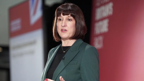 Rachel Reeves explains why Labour will not re-instate cap on bankers' bonuses – video