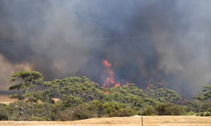 A bushfire sweeps through Stokes Bay on Kangaroo Island