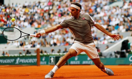 Chaussures Nike de Roger FEDERER (SUI) avec la Tour Eiffel 09 lors du Roland -Garros 2019 Chaussures Nike de Roger FEDERER (SUI) avec la Tour Eiffel 09 lors du Roland -Garros 2019