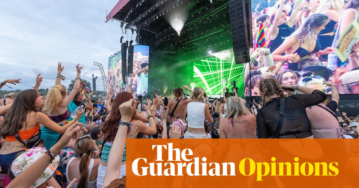 El verano del demonio se sintió como un alivio, como libertad. Lástima que fue arruinado, como muchas cosas buenas lo son, por un banco | Madeleine Gray El verano del demonio se sintió como un alivio, como libertad. Lástima que fue arruinado, como muchas cosas buenas lo son, por un banco | Madeleine Gray