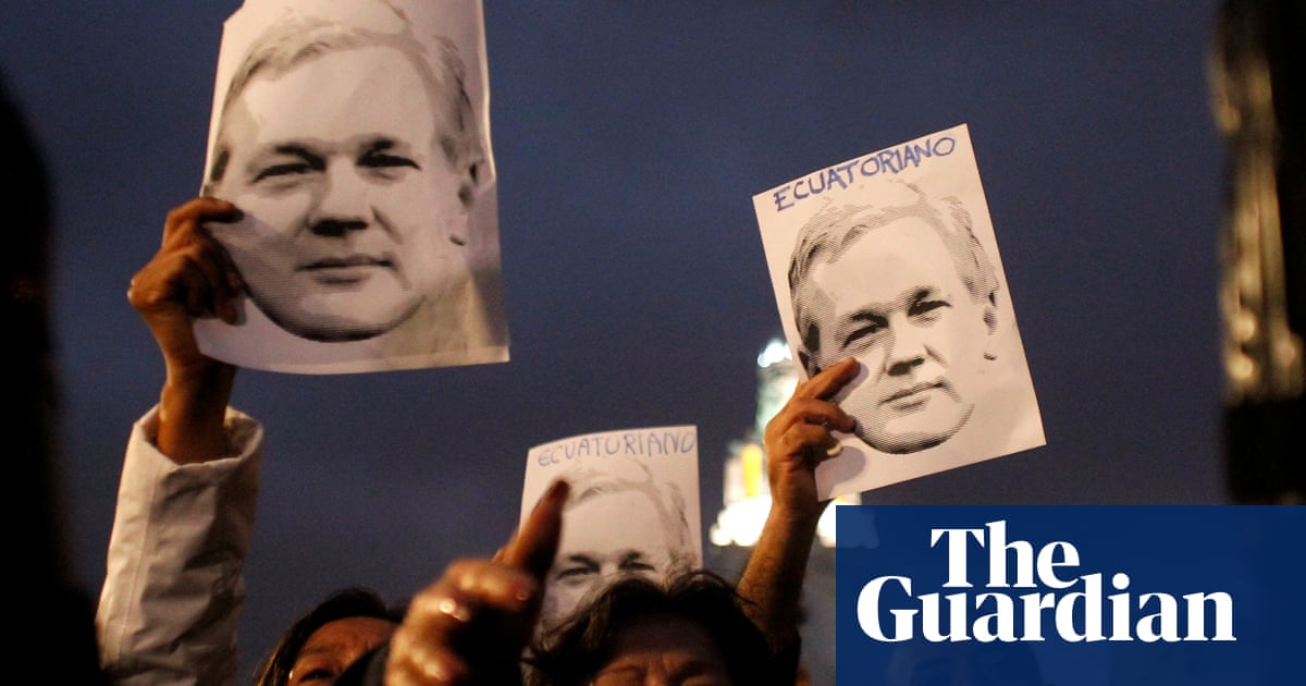 Julian Assange charged in secret, mistake on US court filing suggests