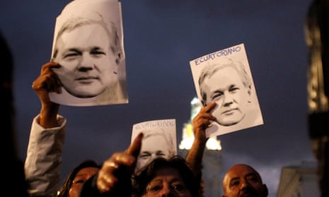 Supporters of WikiLeaks founder Assange demonstrate