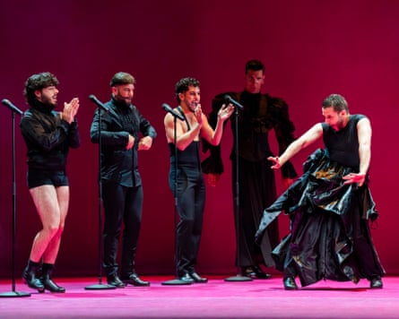 ‘The singing’s good, but the dancing is excellent’ … Manuel Liñán, right, alongside the show’s dancers/singers.