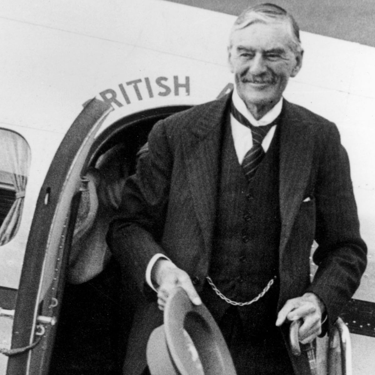 Return From Munich Second World War The Guardian Return From Munich Second World War The Guardian