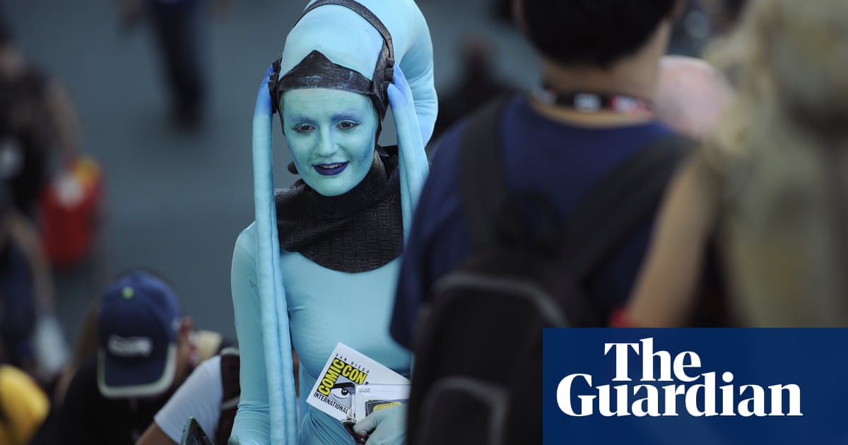 Comic-Con International: costumed fans invade San Diego ...