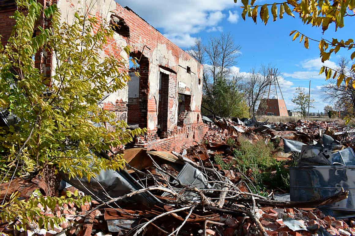 The ruins of a building