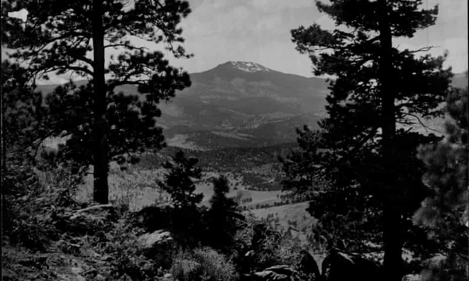 Squaw Mountain in Colorado, pictured here in 1927. A state panel has recommended it be renamed Mestaa’ėhehe Mountain.