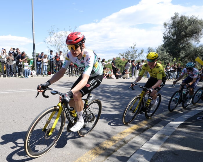 Vingegaard keeps up ‘amazing start’ to season with Volta a Catalunya triumph