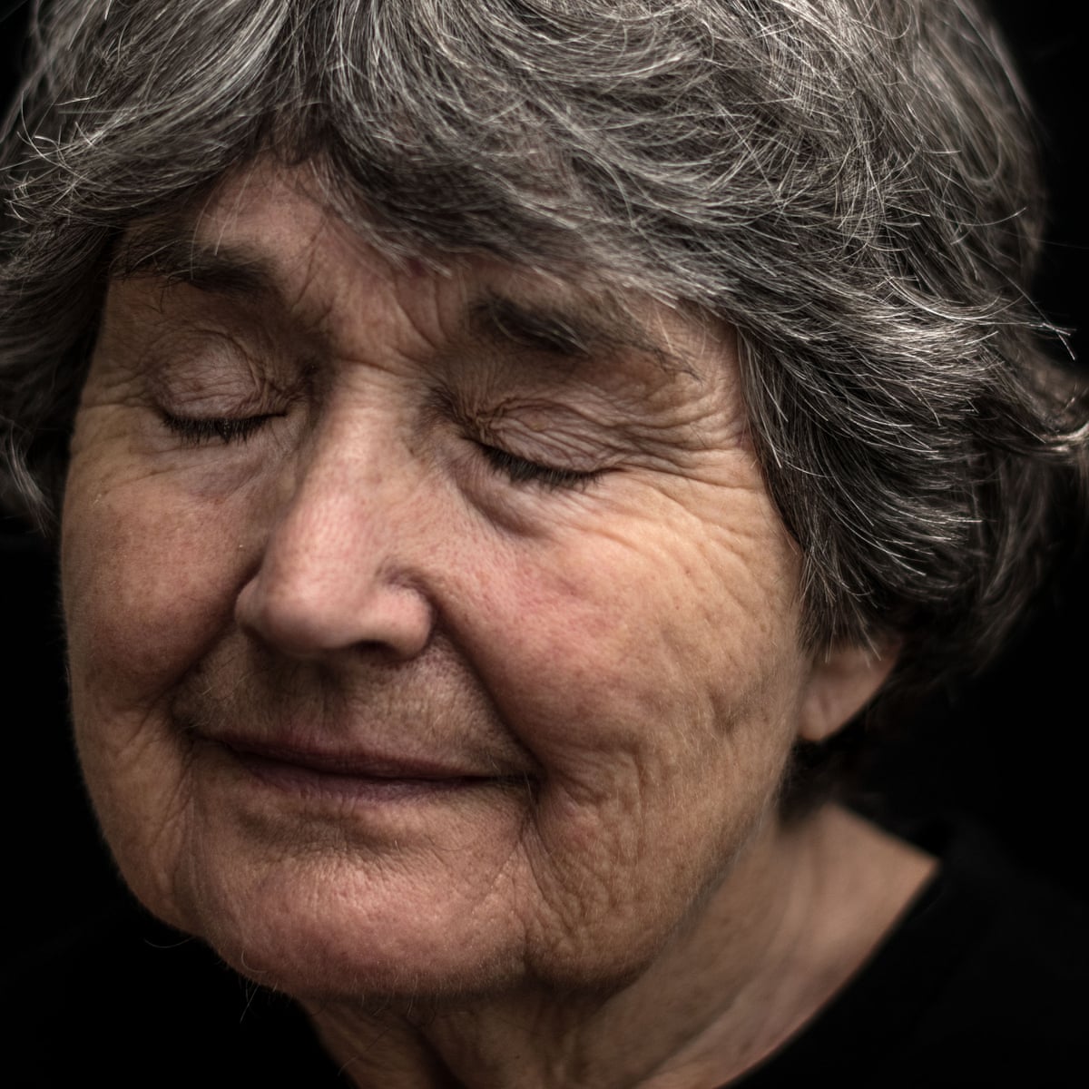 Eventually I Knew She Was No Longer Safe Alone How Do We Care For Family With Dementia Dementia The Guardian