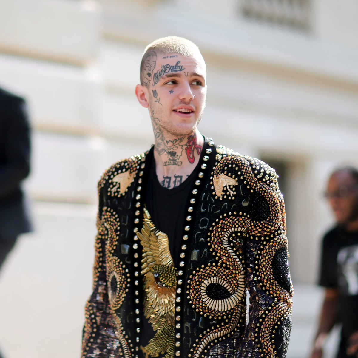 Peep Rapper Netflix Fans Convinced Late Rapper Lil Peep Was Murdered After