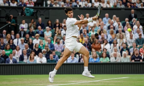 كارلوس آلكاراز در نيمه نهايي خود به مصاف دانيل مدودف مي رود