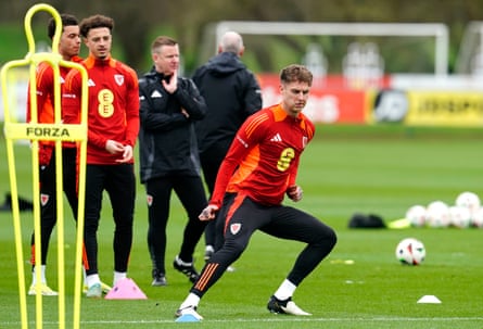 Joe Rodon trains with Wales