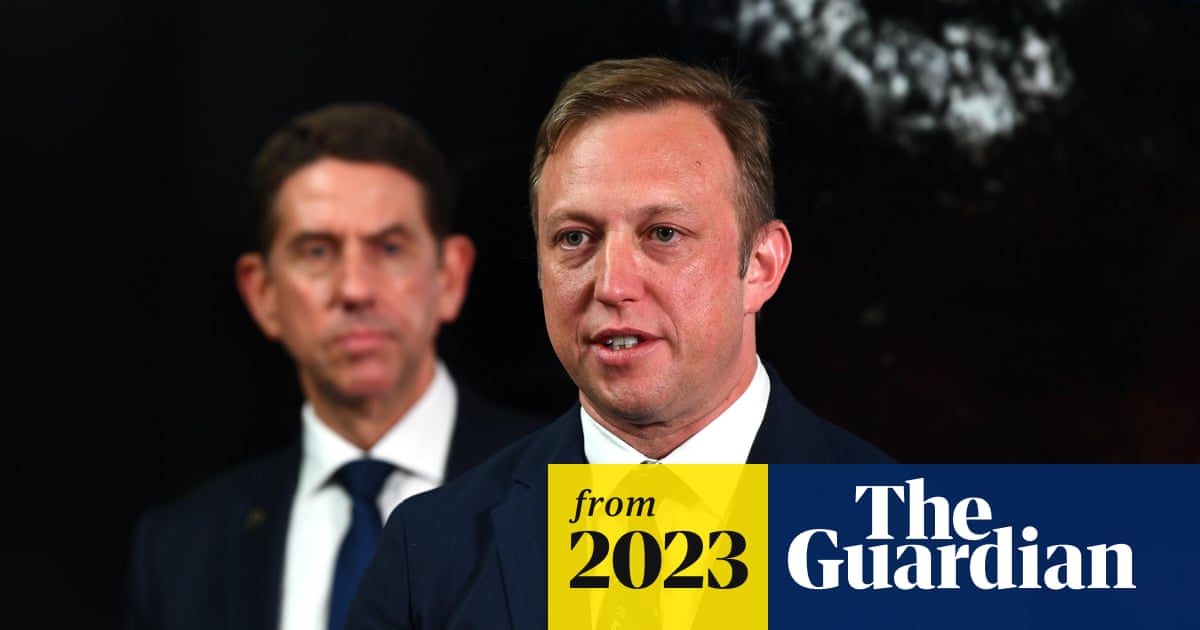 amp.theguardian.com