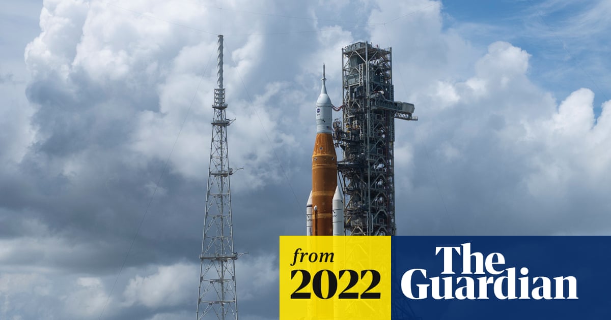 Artemis 1: Nasa’s moon rocket springs hazardous leak ahead of launch
