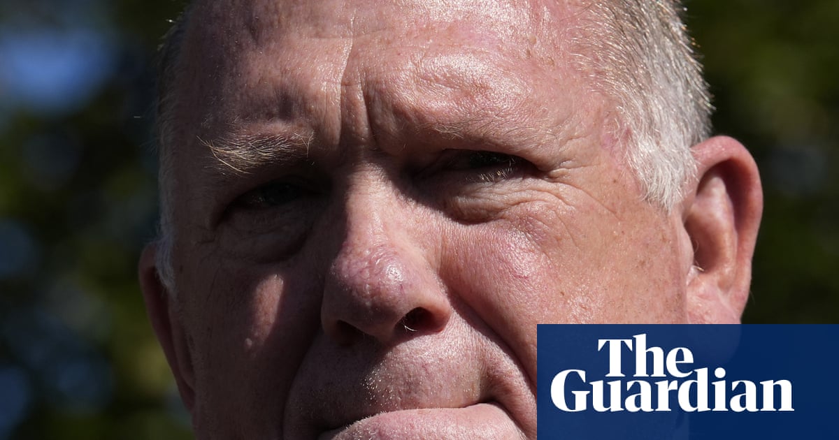 Trump border czar Tom Homan reportedly accepted ,000 in cash from undercover FBI agents | Trump administration Trump border czar Tom Homan reportedly accepted ,000 in cash from undercover FBI agents | Trump administration