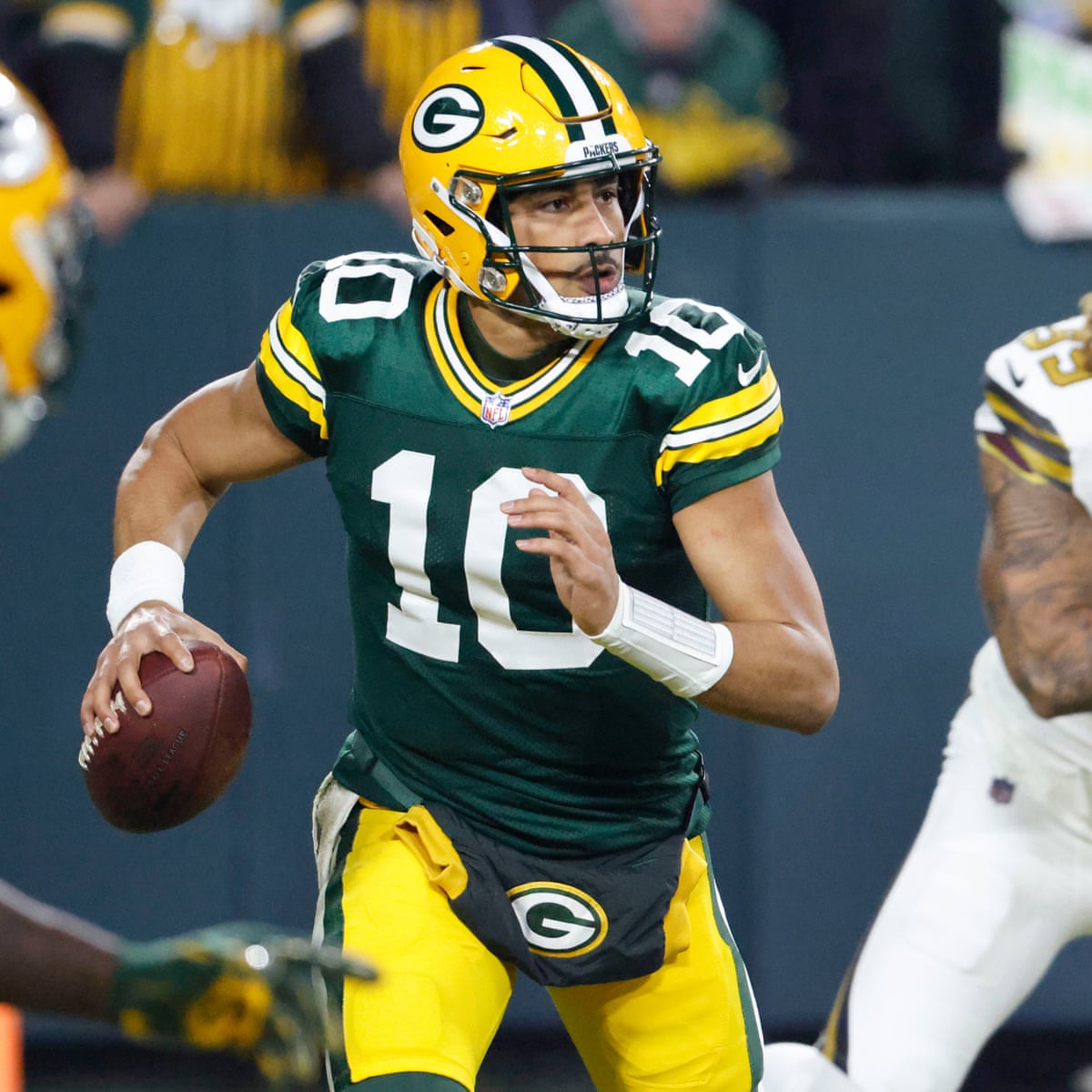 Green Bay Packers clinch playoff berth with 34-0 whitewash of injury-hit  Saints | NFL | The Guardian