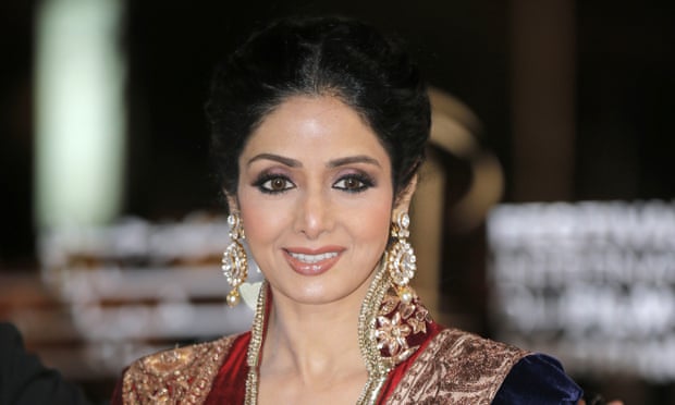 Di Luar dugaan, Bintang Bollywood Sri Devi Kapoor Meninggal Tenggelam Di Bak Mandi