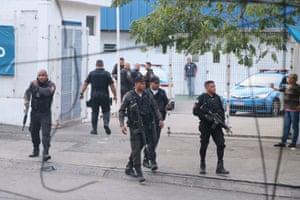 Military and civil police stormed the favela as part of an operation against cargo theft