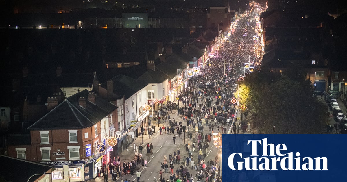 Diwali Celebrations The Lights And Sounds Of Leicester S Golden Mile Life And Style The Guardian