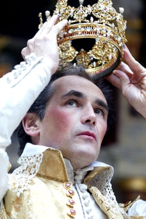 As Richard II at Shakespeare’s Globe in 2003