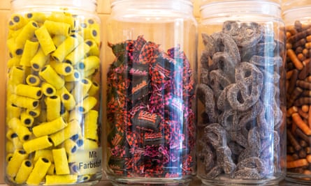 liquorice sweets in Kadó