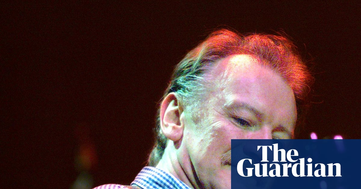Dónal Lunny, ‘colossus of Irish music’, dies aged 79
