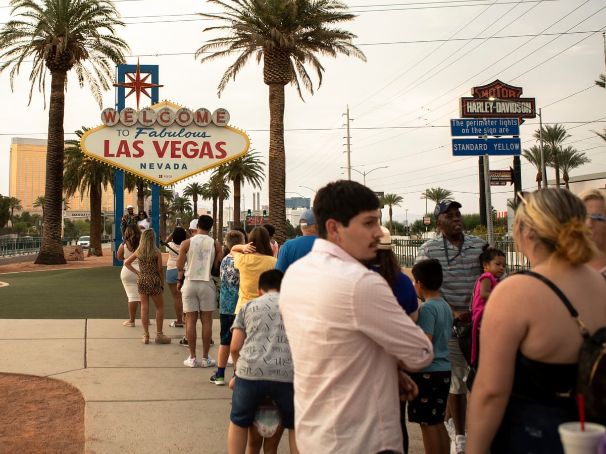 It S Brutal Las Vegas Cooks Amid Blazing Heatwave And It S Going To Get Worse Climate Crisis The Guardian It S Brutal Las Vegas Cooks Amid Blazing Heatwave And It S Going To Get Worse Climate Crisis The Guardian