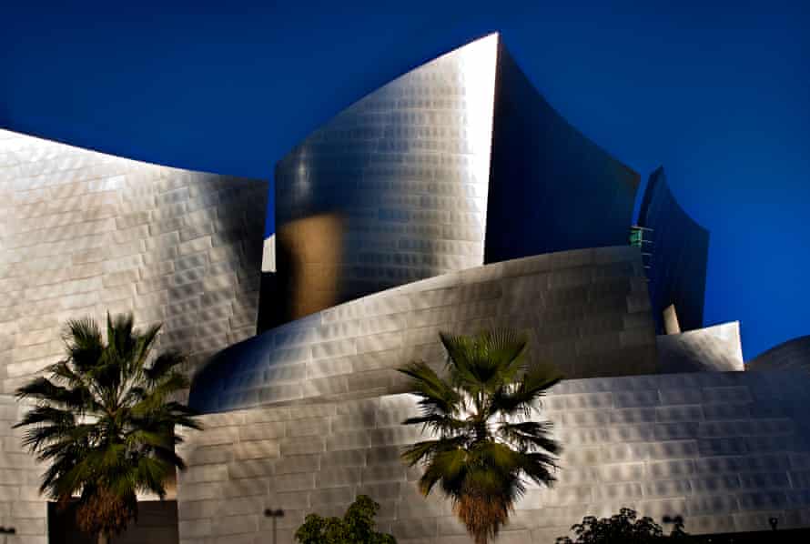 Frank Gehry’s Walt Disney Concert Hall in Los Angeles, whose bold exterior ‘camouflages a fundamentally rectangular and acoustically successful space’.