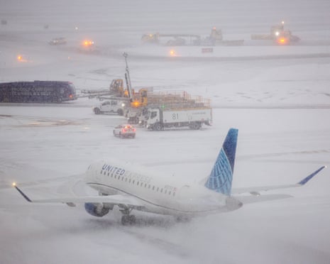 Massive U.S. winter storm triggers widespread power outages and flight cancellations