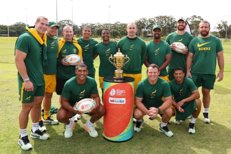 The Springboks pose with the World Cup trophy.
