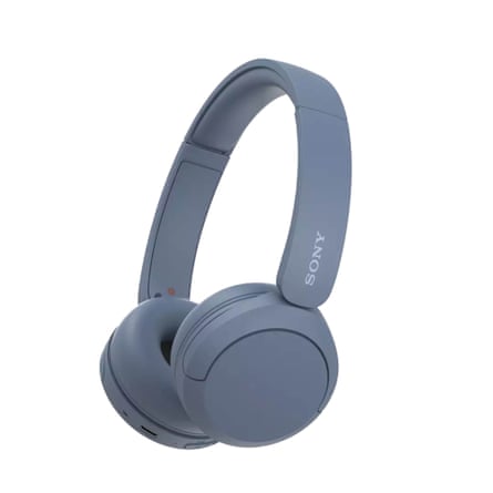 Sony WH-CH520 On-Ear Wireless Bluetooth Headphones in Blue.