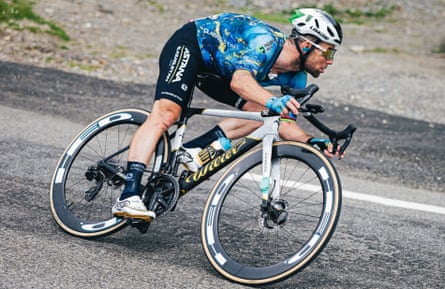Mark Cavendish of Astana Qazaqstan Team descends the Col du Tourmalet in the 2023 Tour de France