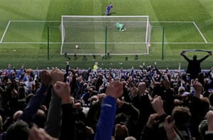 Leonardo Ulloa scores the last minute penalty to give Leicester the 2-2 draw during the Leicester City v West Ham United F.A. Premier League match