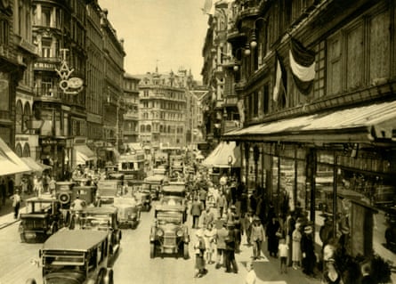 Kärntner strasse, Vienna, in 1935.