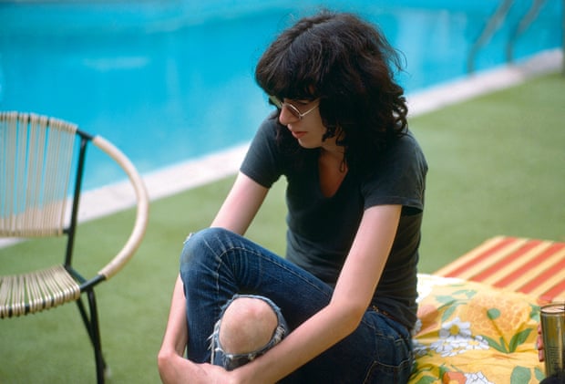 Joey Ramone by the pool of the Sunset Marquis in Los Angeles, February 1977.