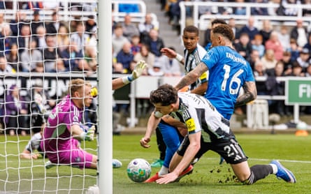 Marcus Tavernier scores Bournemouth’s first goal against Newcastle.