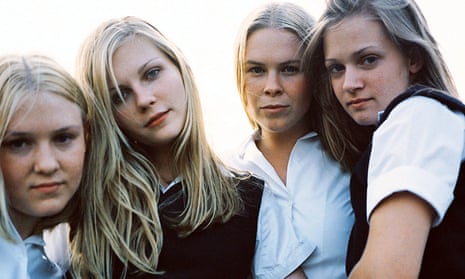 AJ Cook, Kirsten Dunst, Leslie Hayman and Chelse Swain in the 1999 film adaptation of The Virgin Suicides.