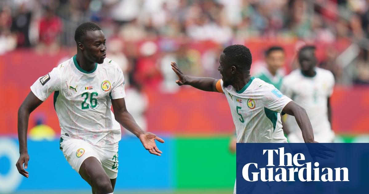 Senegal salvage hopes of a place in World Cup last 32 with thrashing of Iraq