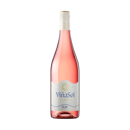 Bottle of Torres 0% Viña Sol Rosé.