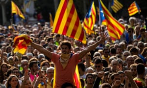 Demonstration at the Catalan high court building.