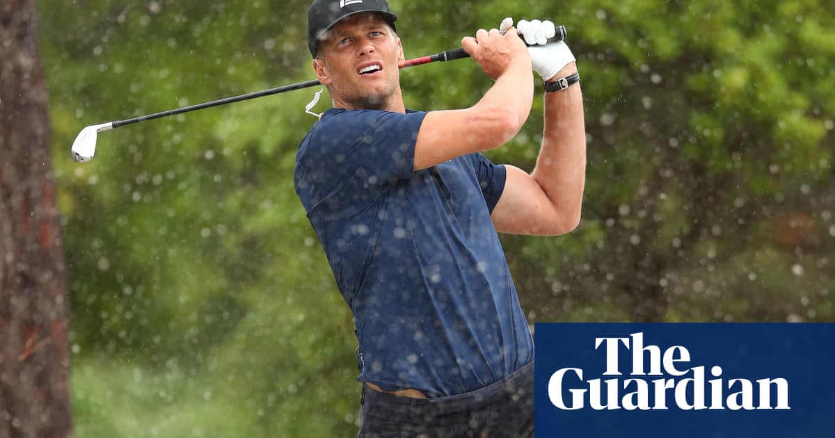 Tom Brady miracle shot cant prevent defeat to Tiger Woods in $10m charity golf match