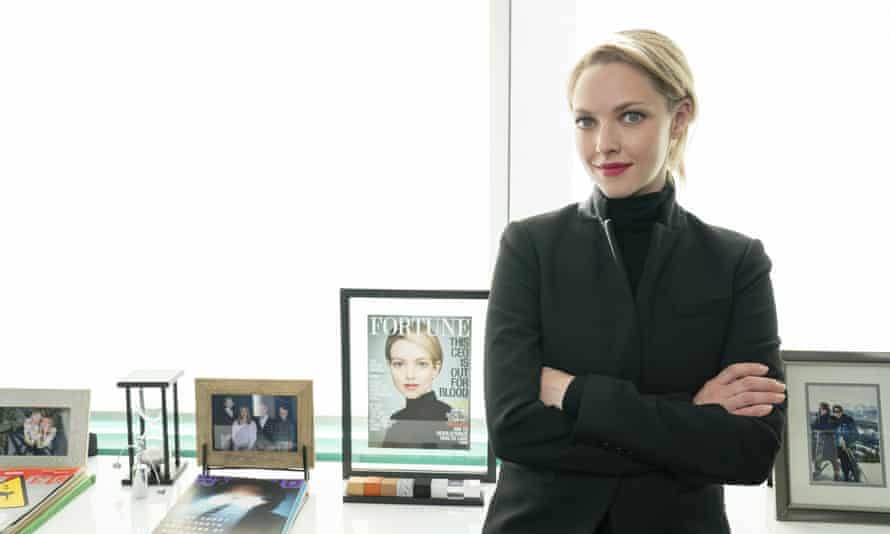 Amanda Seyfried as Elizabeth Holmes in The Dropout.