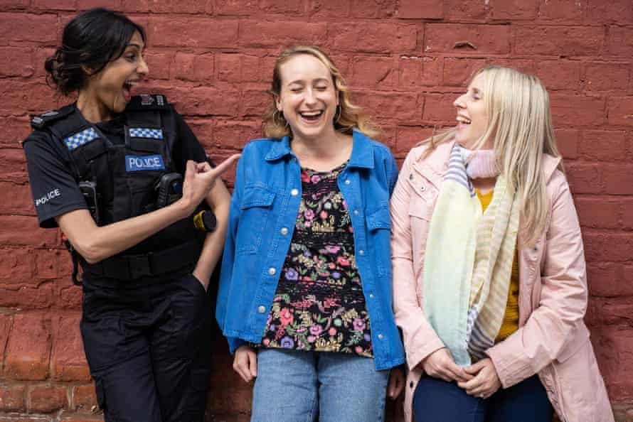 TV Tonight: Nicola Coughlan And The Gang Say Goodbye To Derry Girls 3 Hullraisers … Taj Atwal, Leah Brotherhead and Sinead Matthews.