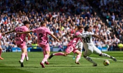 Vinícius Júnior scores Real Madrid’s first goal in their comeback win over Espanyol.