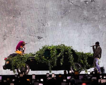 SZA and Kendrick Lamar performing in Glasgow earlier this month.