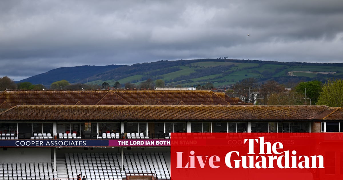 County cricket day four: Leicestershire v Sussex, Somerset v Notts and more – live