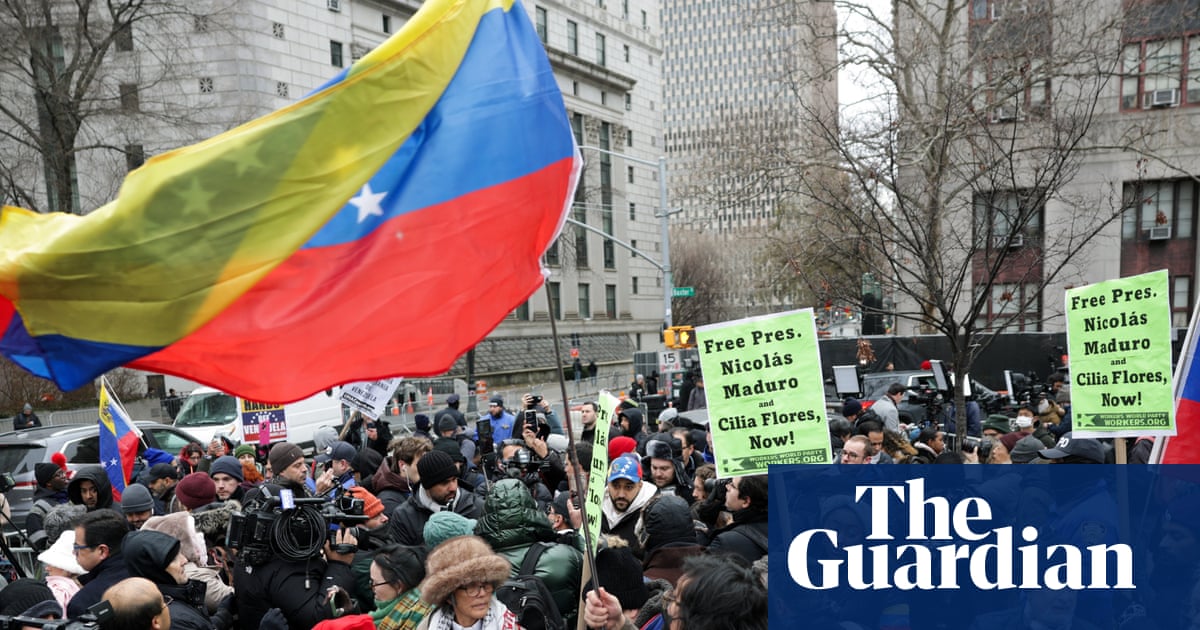 Protesters celebrate and denounce US capture of Maduro outside New York court