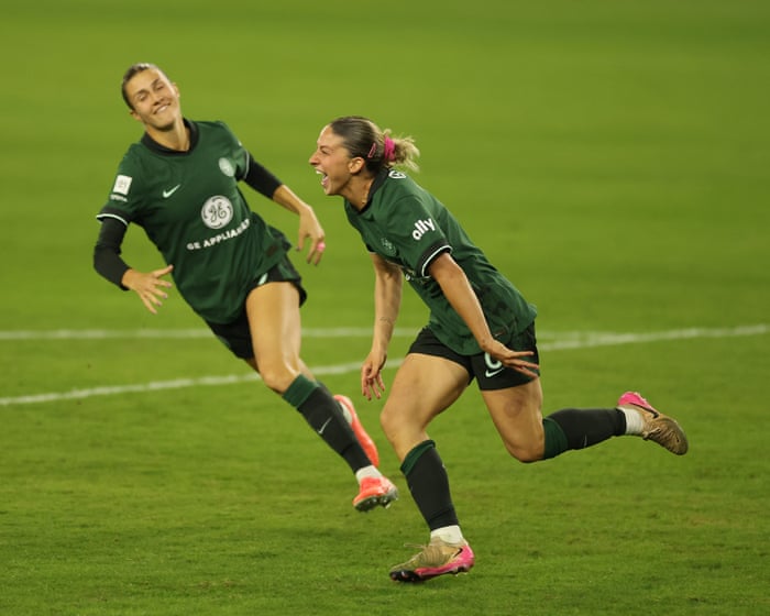 NWSL Decision Day: Racing Louisville grab final playoff spot with KC Current No 1 seeds